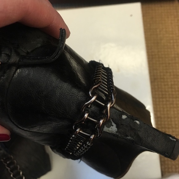 Givenchy black chain accent wedge boots - Picture 4 of 7